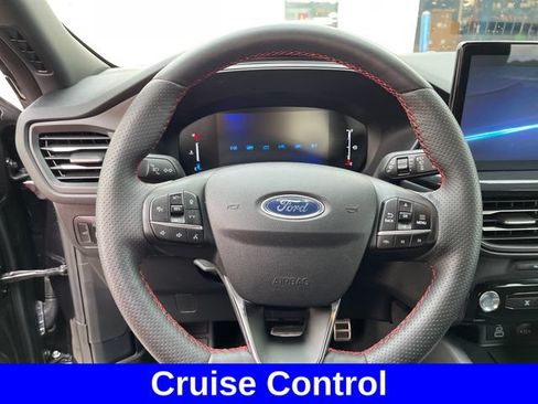 Used 2024 Ford Escape ST-Line w/ Tech Pack #1 AWD/4WD image 14