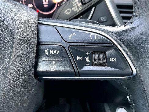 Used 2020 Audi Q5 2.0T Premium Plus w/ Premium Plus Package image 12