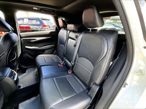 Used 2022 INFINITI QX50 Luxe w/ Appearance Package image 21