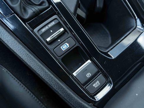 Used 2025 Honda Accord Sport image 28