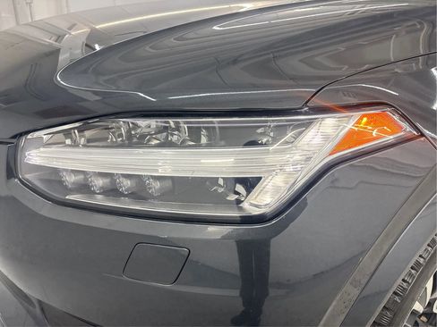 Used 2021 Volvo XC90 T5 Momentum w/ Protection Package image 34