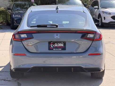 Used 2024 Honda Civic Sport image 6