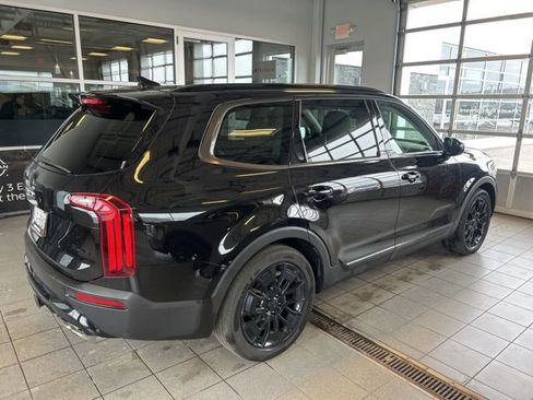 Used 2021 Kia Telluride SX w/ SX Prestige Package image 4