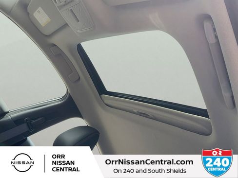 New 2026 Nissan Sentra SR w/ SR Premium Package FWD image 18