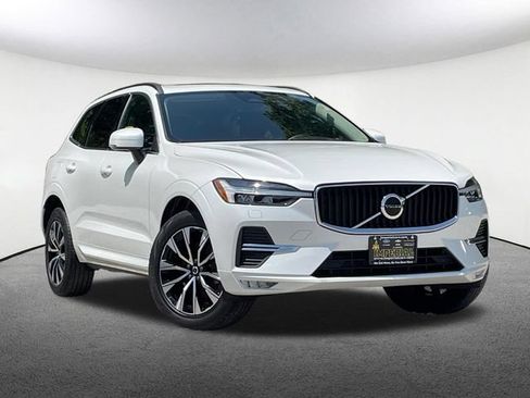 Used 2023 Volvo XC60 B5 Core AWD/4WD image 2