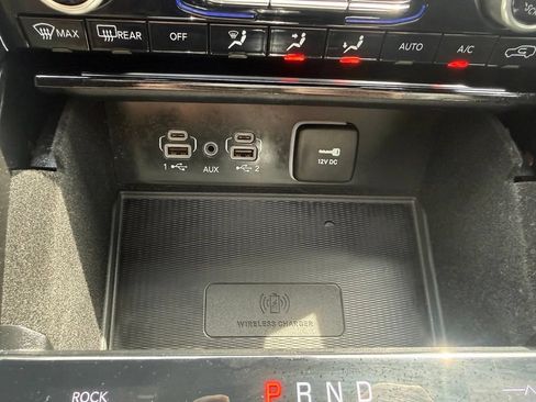 Used 2021 Jeep Grand Cherokee L Overland w/ Advanced Protech Group III AWD/4WD image 25