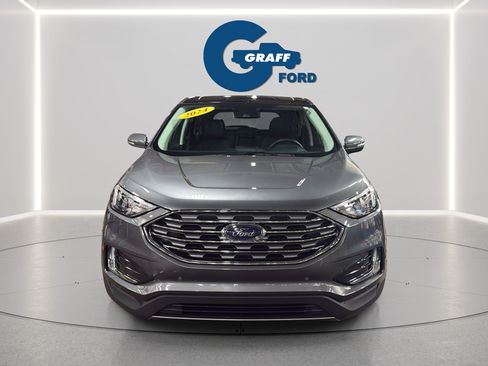 Used 2024 Ford Edge Titanium AWD/4WD image 3