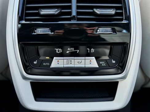 Used 2024 BMW ALPINA XB7 image 63