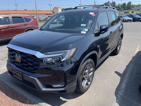 Used 2023 Honda Passport EX-L image 3