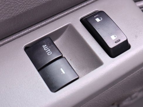 Used 2012 Ford E-450 and Econoline 450 Super Duty w/ PWR Locks & Windows Group RWD image 23