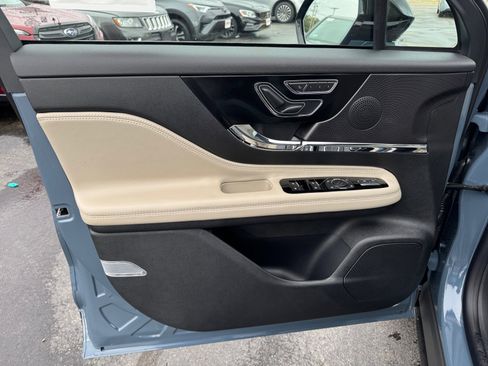 New 2026 Lincoln Corsair Premiere image 24