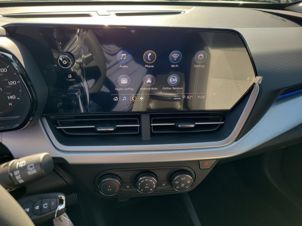New 2026 Chevrolet Trax LS w/ LS Convenience Package FWD image 7
