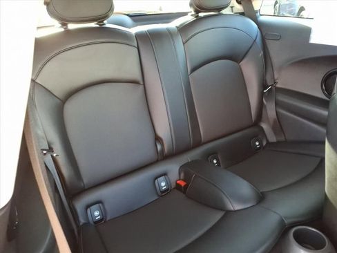 Used 2018 MINI Cooper S image 20