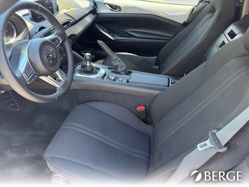 New 2026 MAZDA MX-5 Miata Club w/ Weather Package RWD image 13
