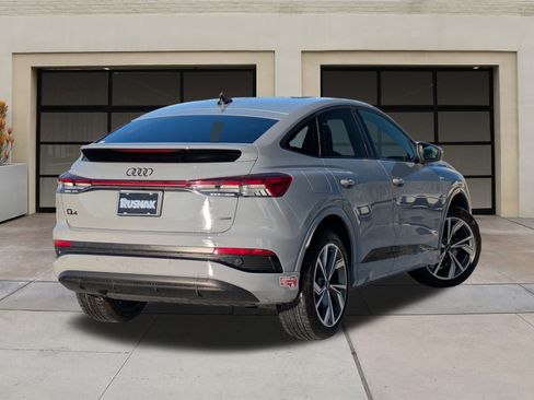 Used 2023 Audi Q4 e-tron Premium image 4