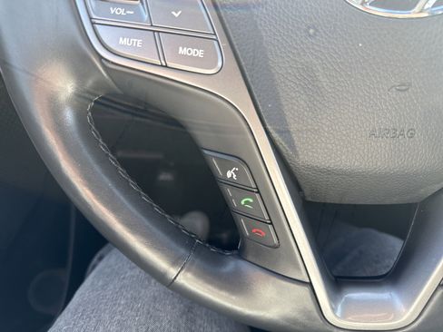 Used 2018 Hyundai Santa Fe Sport image 22