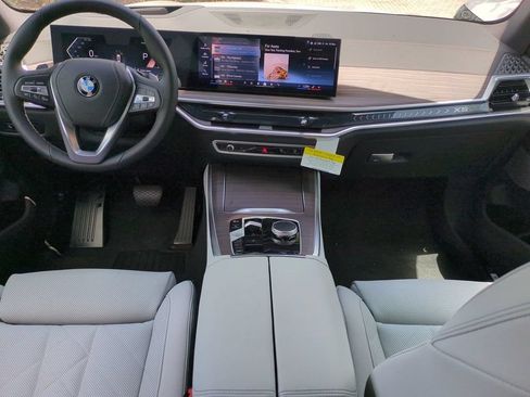 New 2026 BMW X5 xDrive40i w/ Premium Package AWD/4WD image 15