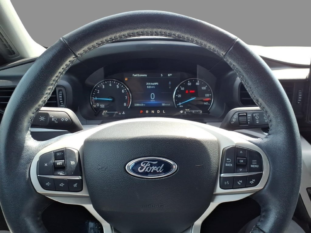 Used 2023 Ford Explorer XLT AWD/4WD image 22