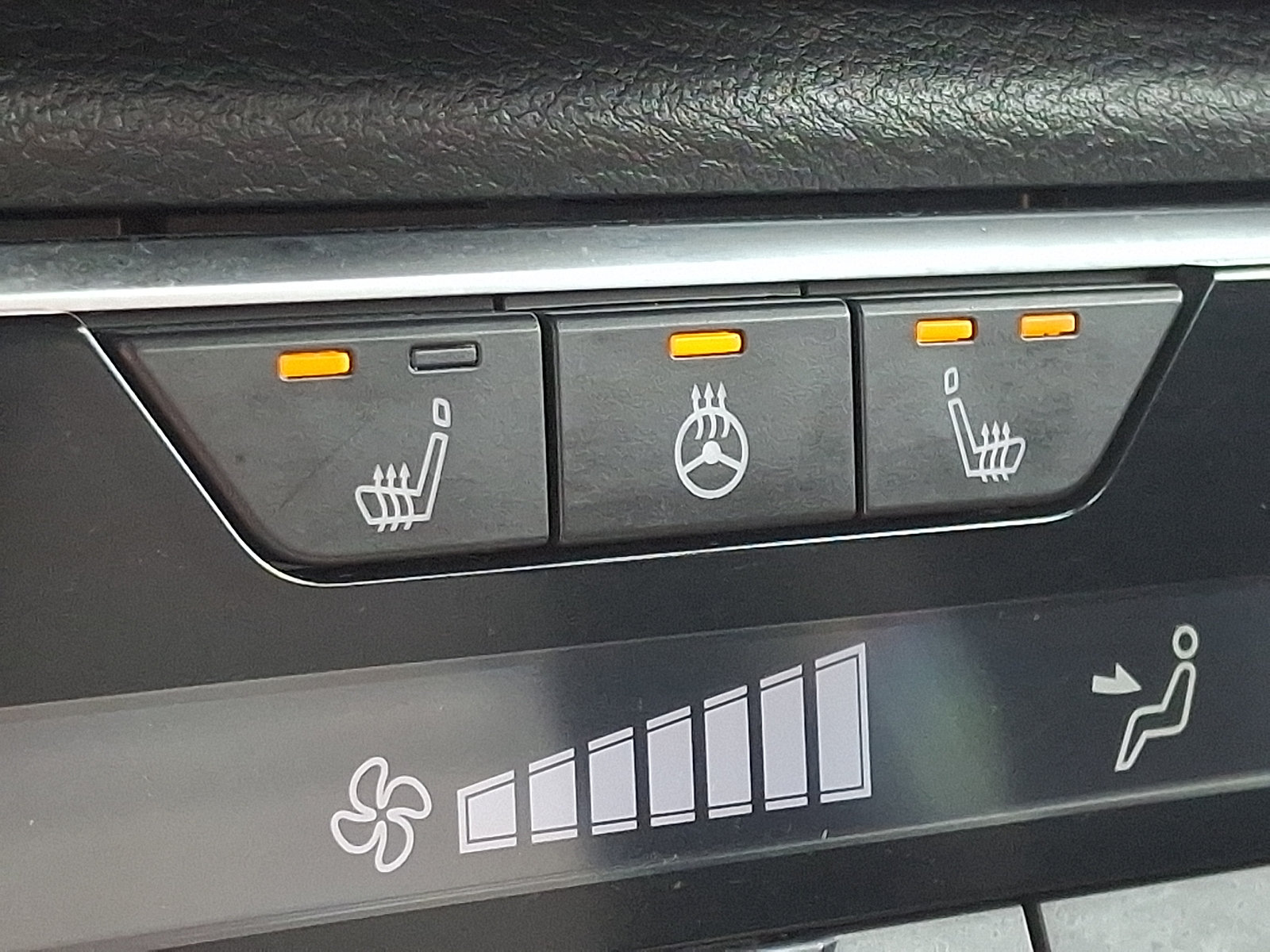 Used 2023 Nissan Sentra SV w/ All-Weather Package FWD image 22