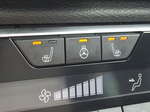 Used 2023 Nissan Sentra SV w/ All-Weather Package FWD image 22