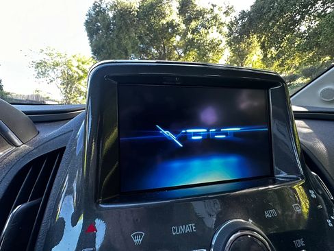 Used 2012 Chevrolet Volt Premium w/ Premium Trim Package image 33