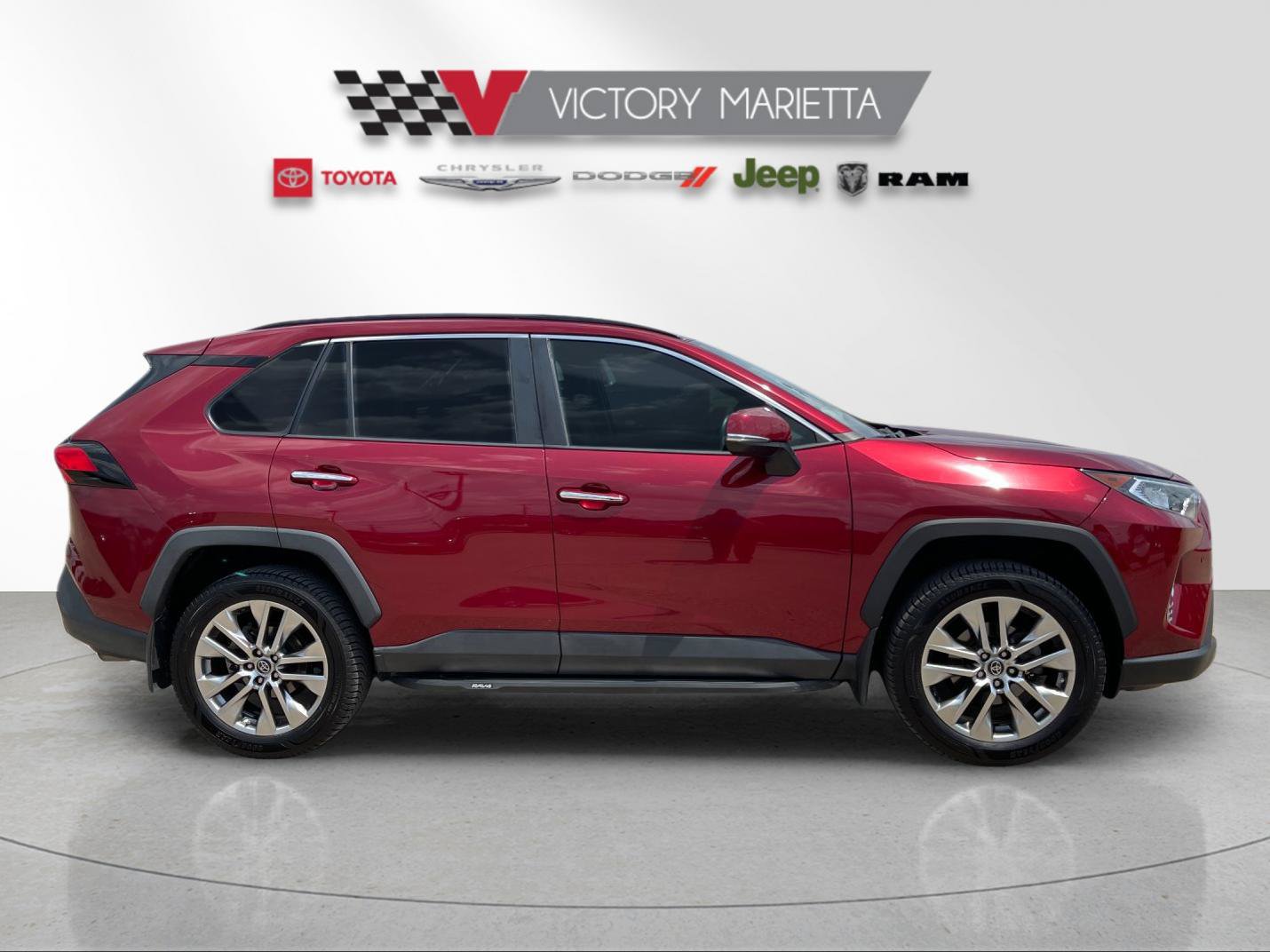Used 2019 Toyota RAV4 Limited AWD/4WD image 6