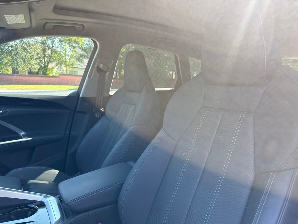Used 2025 Audi Q5 Premium AWD/4WD image 12