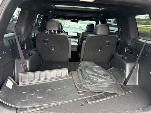 Used 2025 Hyundai Santa Fe Calligraphy FWD image 15
