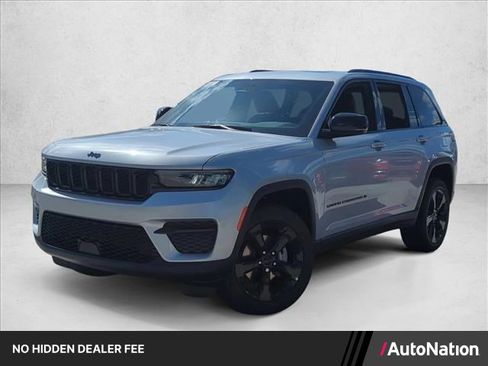 New 2025 Jeep Grand Cherokee Altitude RWD image 1