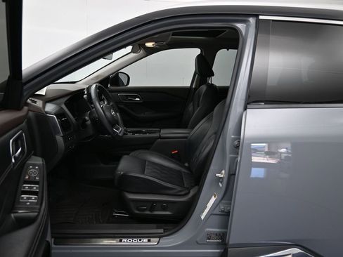 Used 2022 Nissan Rogue Platinum w/ Head-Up Display Package FWD image 20