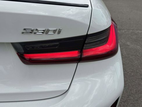 Used 2023 BMW 330i xDrive Sedan w/ M Sport Package AWD/4WD image 16