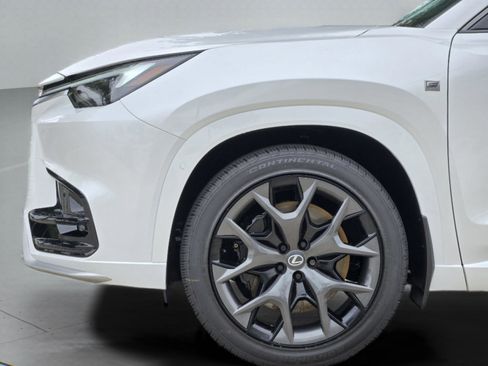 New 2026 Lexus TX 500h AWD image 20