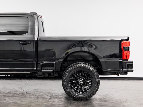 Used 2026 Ford F250 Platinum AWD/4WD image 14