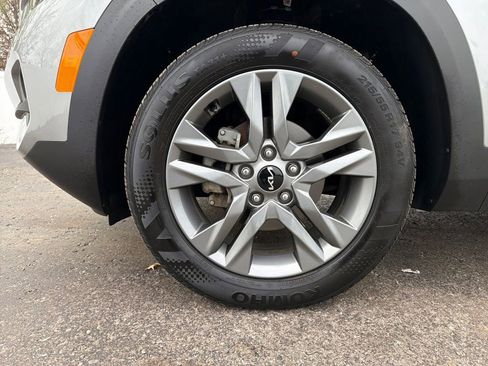 Used 2023 Kia Seltos S w/ Navigation Package image 22