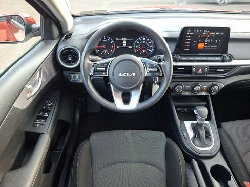 Certified 2024 Kia Forte LXS w/ LXS Technology Package image 10