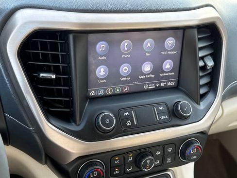Used 2023 GMC Acadia Denali w/ Denali Ultimate Package FWD image 26