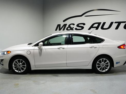 Used 2020 Ford Fusion Energi Titanium image 5