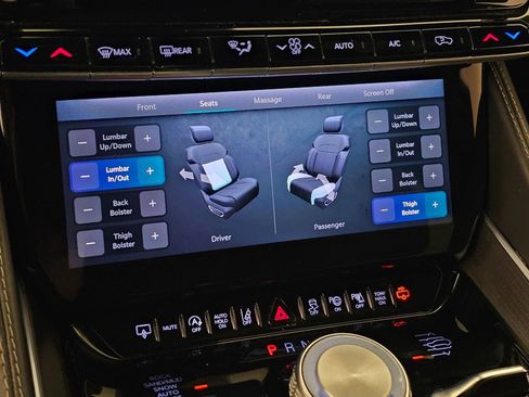 Used 2024 Jeep Grand Wagoneer L Series II w/ Quick Order Packagew 28T image 38