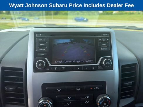 Used 2015 Nissan Titan PRO-4X AWD/4WD image 30