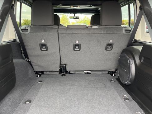 Used 2022 Jeep Wrangler Unlimited Sport S w/ Sun And Sound Package image 44