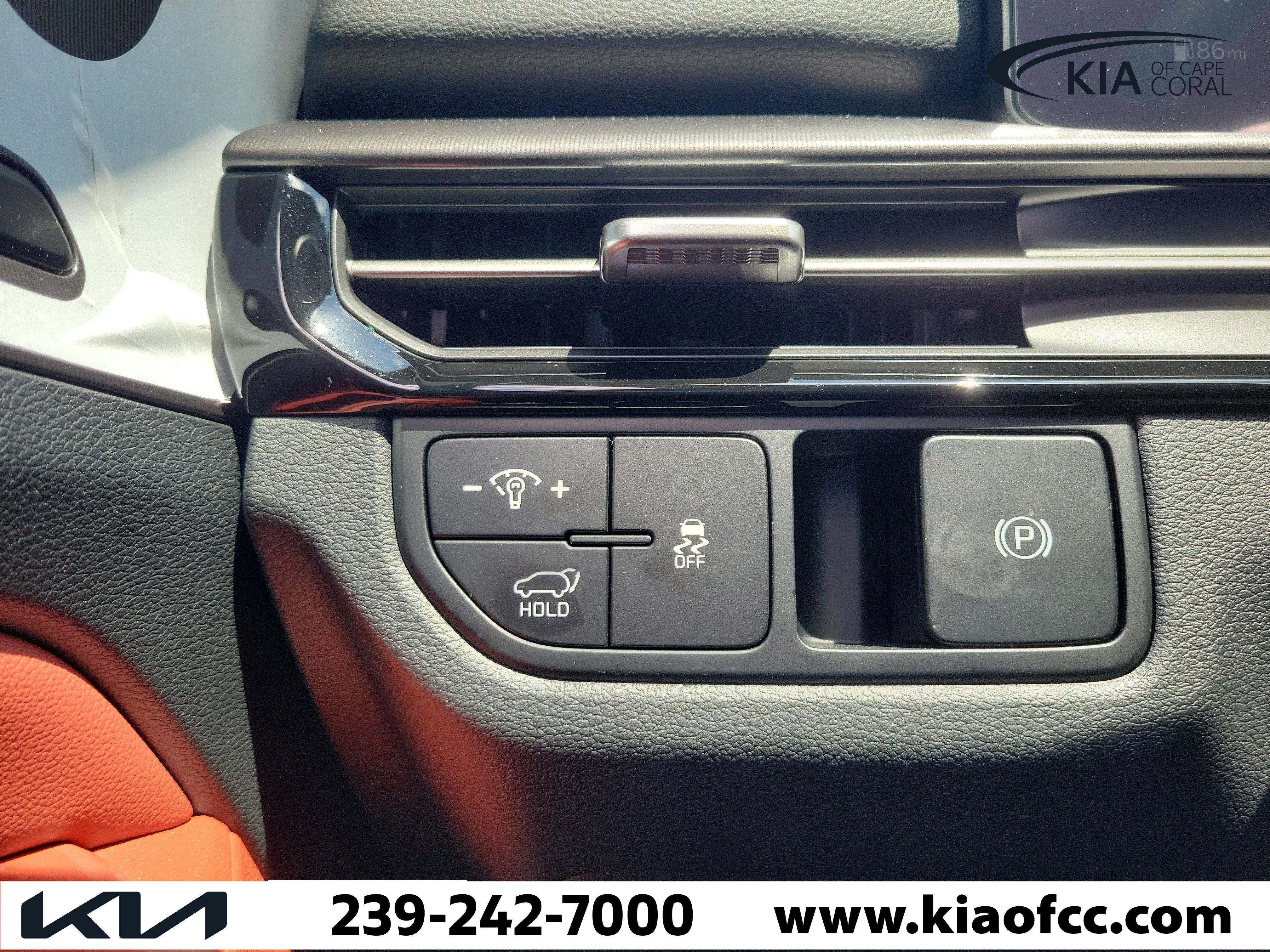 New 2026 Kia Sportage SX FWD image 33