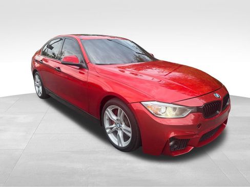 Used 2013 BMW 335i xDrive Sedan AWD/4WD image 9