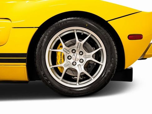 Used 2005 Ford GT image 21