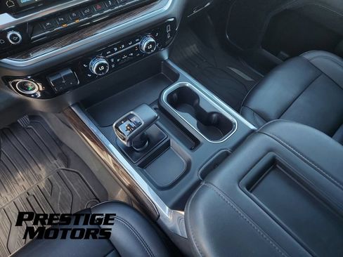 Used 2022 GMC Sierra 1500 Elevation w/ Elevation Premium Package AWD/4WD image 22