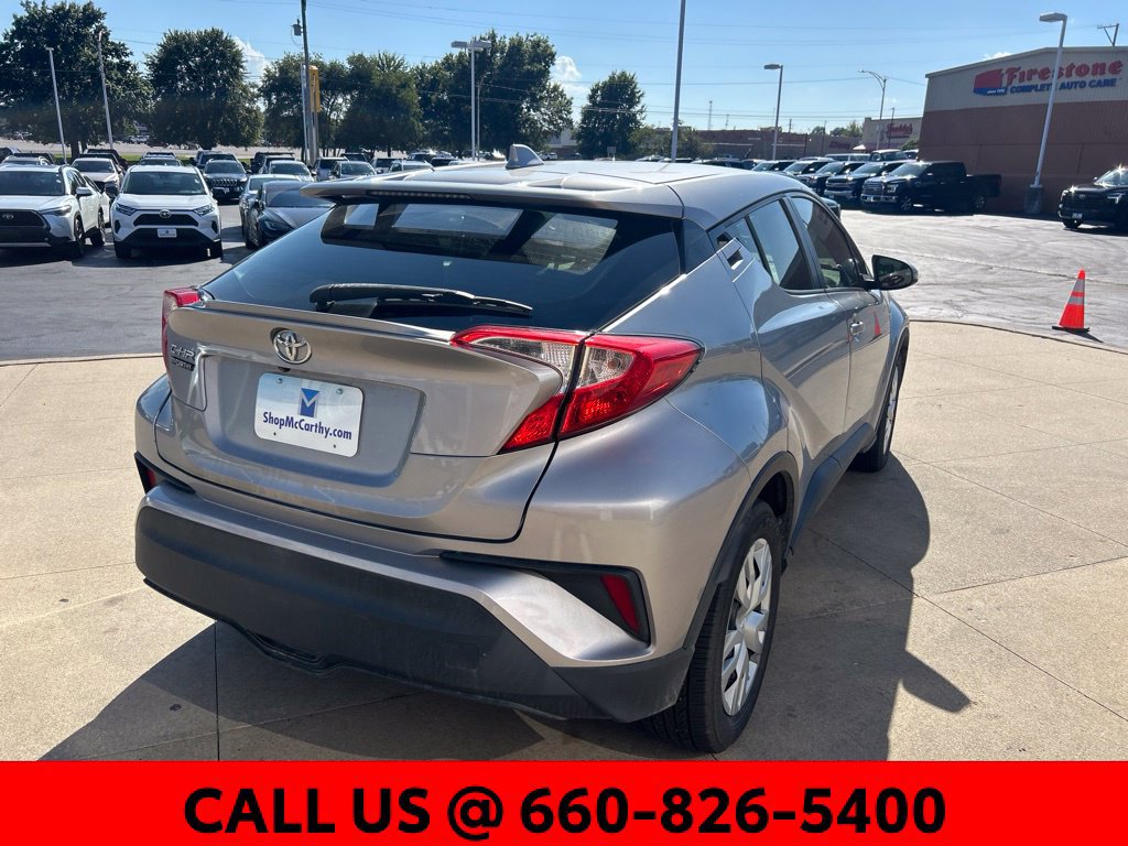 Used 2019 Toyota C-HR LE FWD image 7