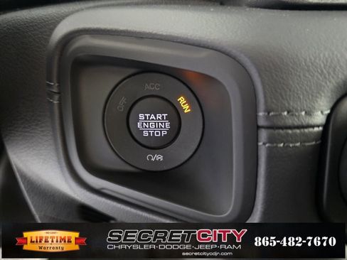 New 2025 Jeep Gladiator Mojave image 23