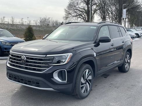 New 2026 Volkswagen Atlas SE FWD image 3