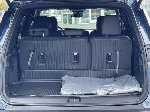 New 2026 Chevrolet Traverse LT w/ Midnight/Sport Edition image 14