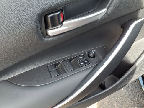 Certified 2025 Toyota Corolla SE w/ SE Premium Package image 14