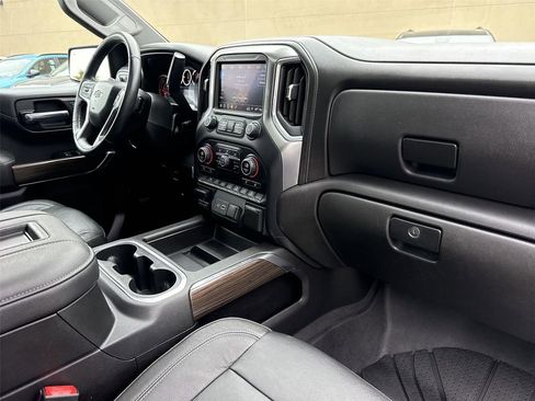 Used 2019 Chevrolet Silverado 1500 LT Trail Boss AWD/4WD image 27